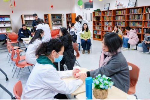 從校園到社區，同仁堂中醫藥文化傳遞冬日溫情